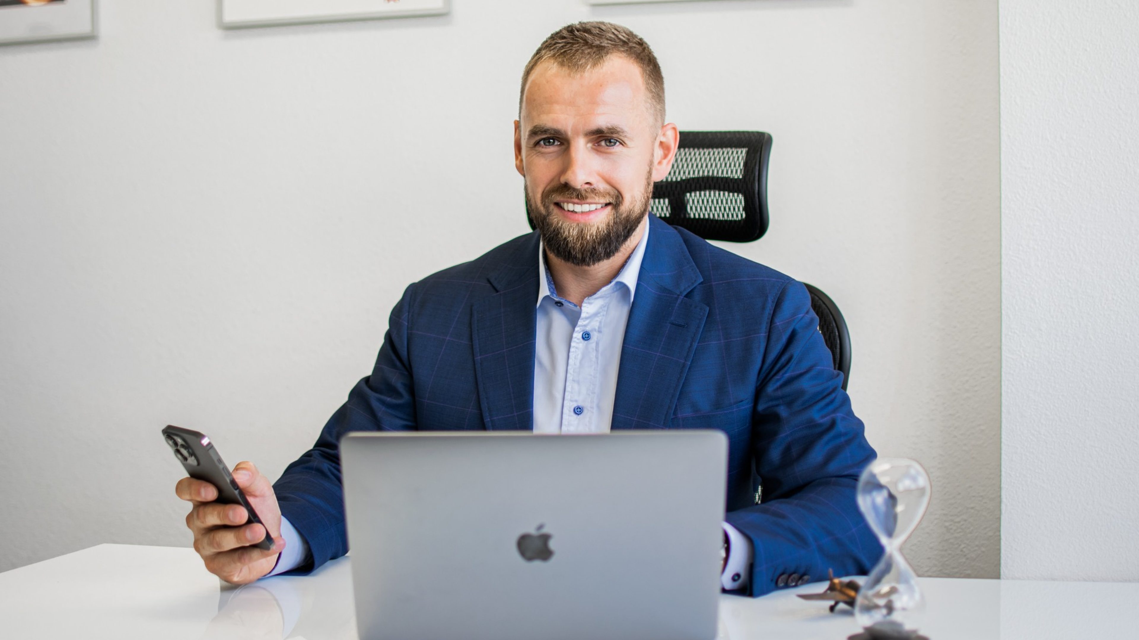 Petr Hosnedl